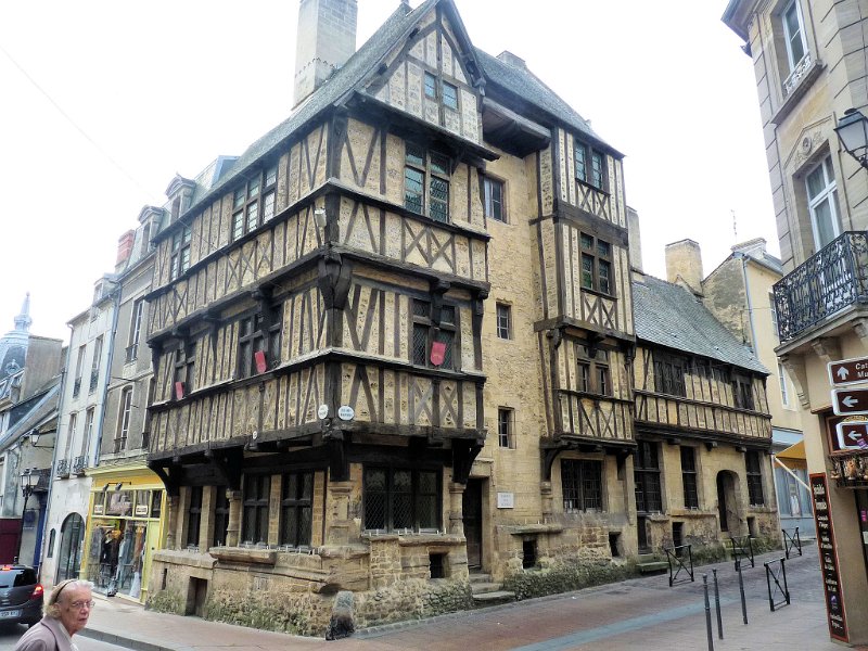 (32) Bayeux.JPG